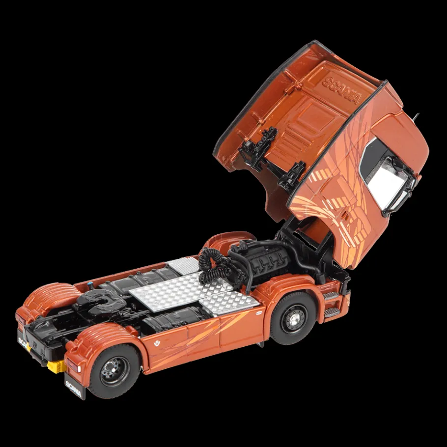 scania__s_fireutgva_x_i_skala_1.webp Scania Lastbilar | 770 S Fire-utgåva 4x2 i 1:50-skala